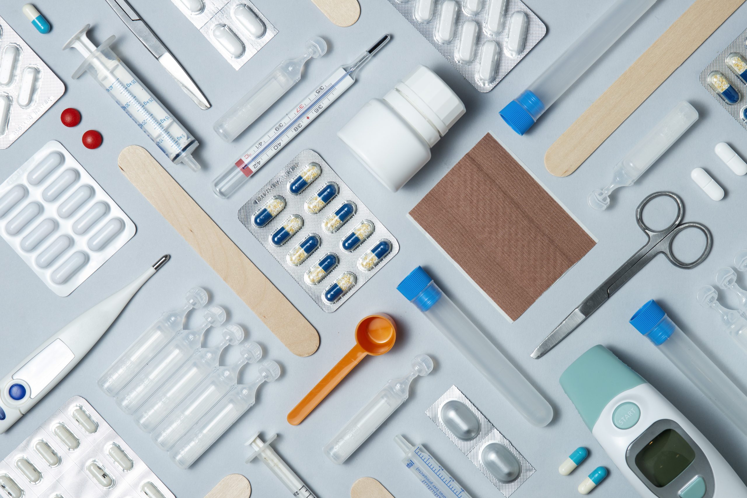 vue-de-dessus-composition-des-fournitures-medicales